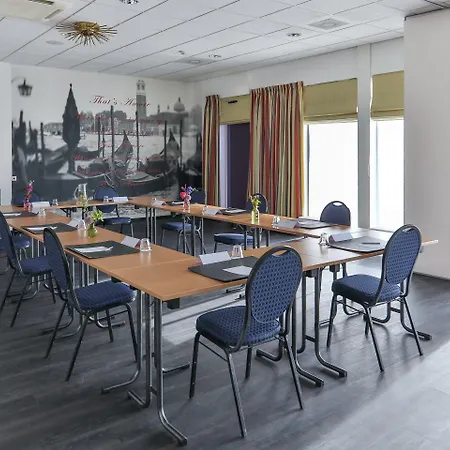 Hotel Fletcher Hotel-restaurant Zevenbergen-moerdijk 4*