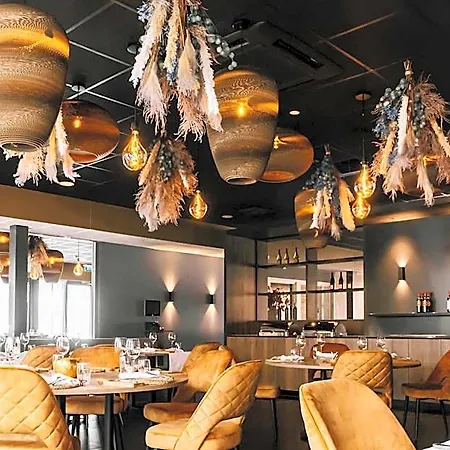 Fletcher Hotel-restaurant Zevenbergen-moerdijk 호텔 제벤베르겐