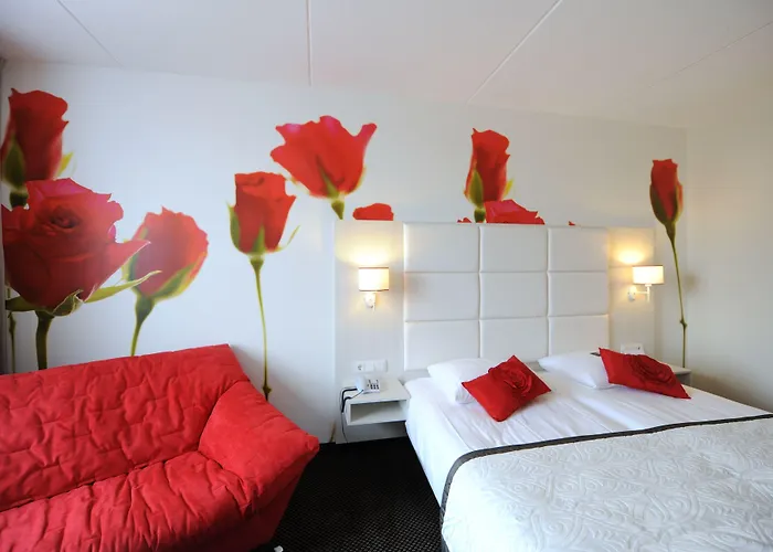 Fletcher Hotel-restaurant Zevenbergen-moerdijk 酒店 4*